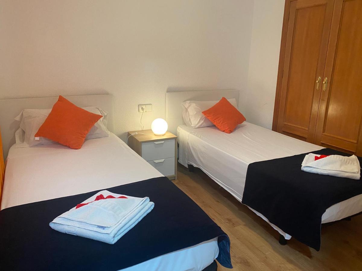 Homely Apartments Mar 3 Torrevieja Bagian luar foto