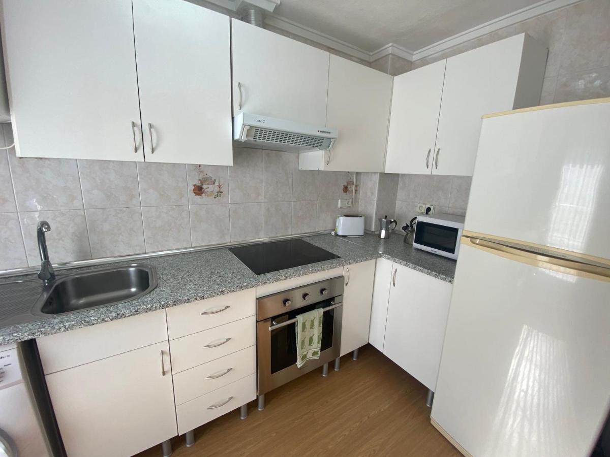 Homely Apartments Mar 3 Torrevieja Bagian luar foto